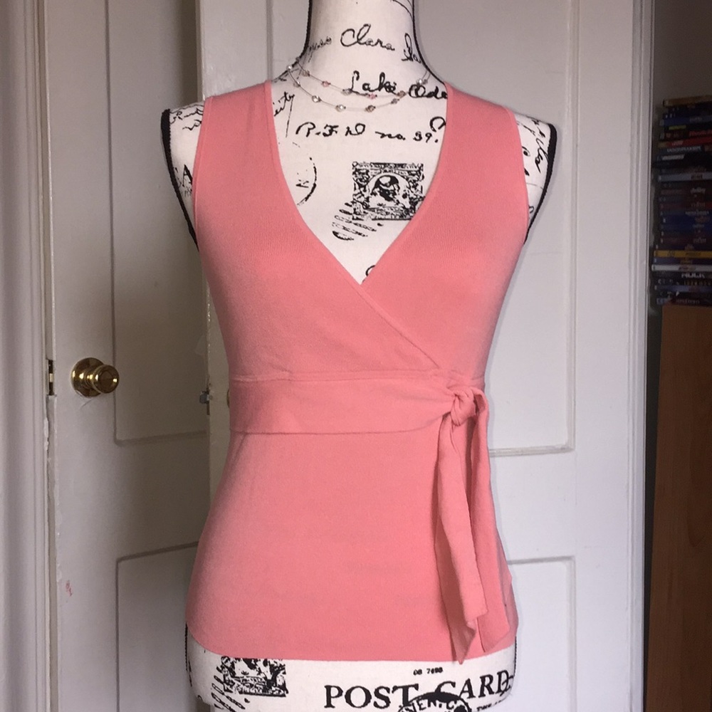 EUC Ann Taylor LOFT petite peach knit blouse